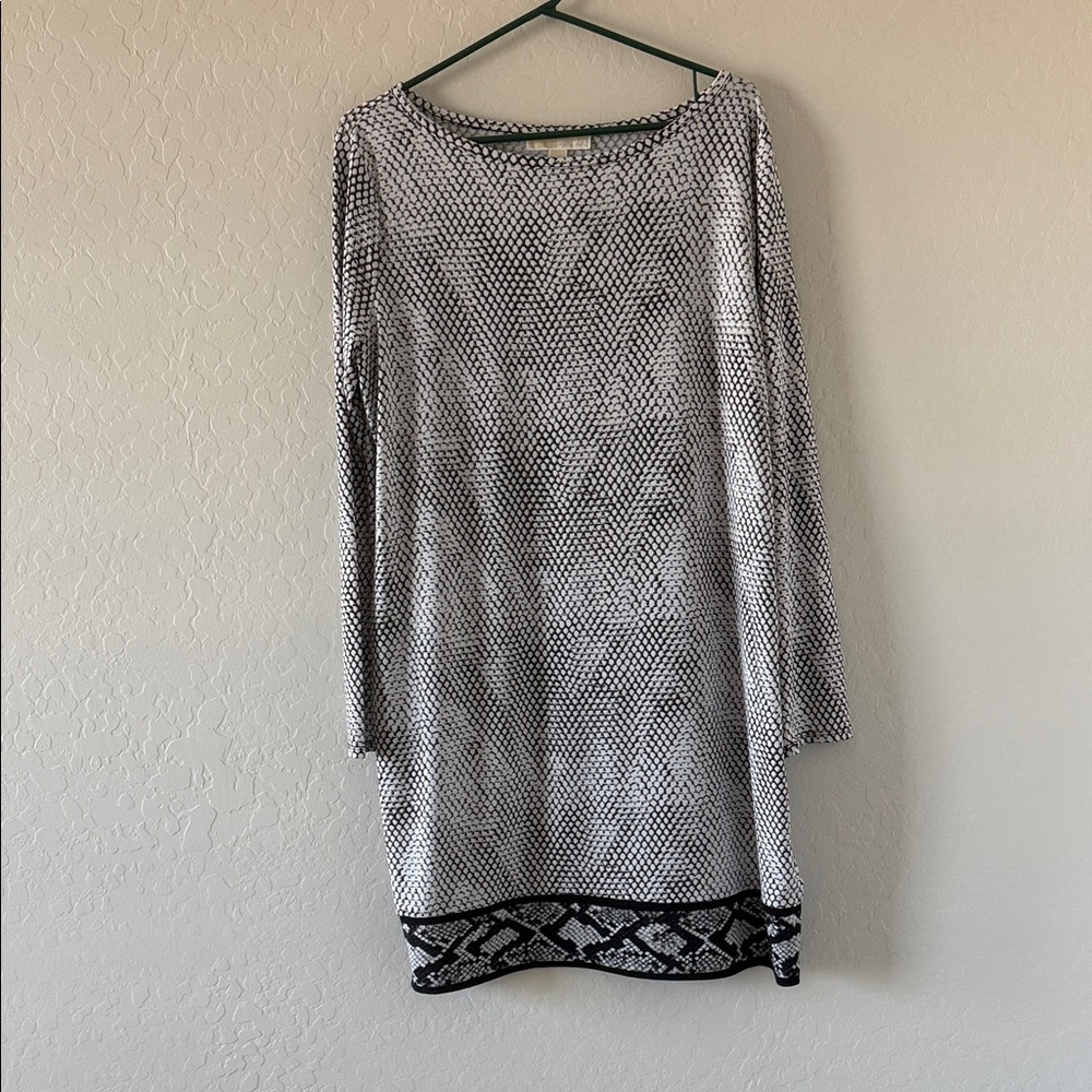 Michael Kors Black and White Patterned Long Sleeve Dress